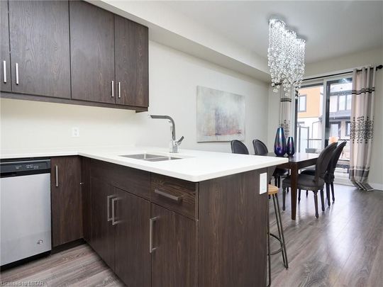 For Lease - 965 Battery Park Unit# 965, London North, Ontario - Photo 1