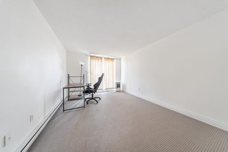 For Lease - 1030 Falgarwood Drive Unit# 71, Oakville, Ontario - Photo 5