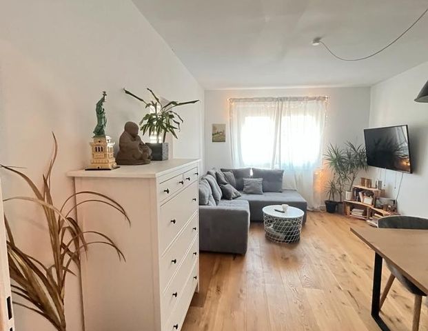 Moderne möblierte Wohnung - Foto 1