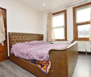 3 bedroom House To Let - Photo 4
