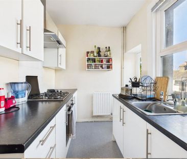 3 bedroom apartment to rent - Photo 6