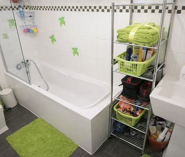 2 Bed Flat, Ashton Road, LU1 - Photo 1