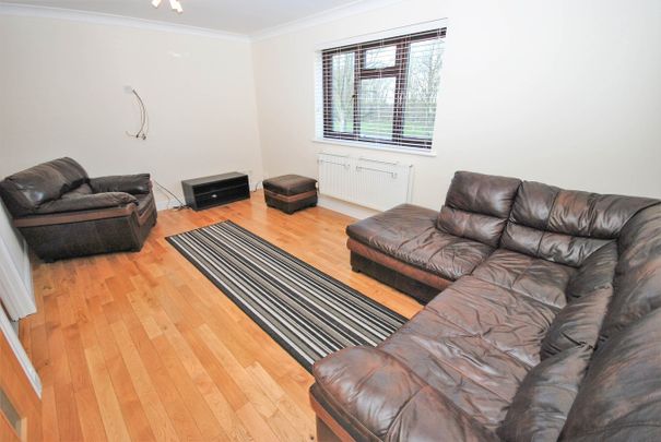 High Street, Hillmorton, Rugby, CV21 - Photo 1