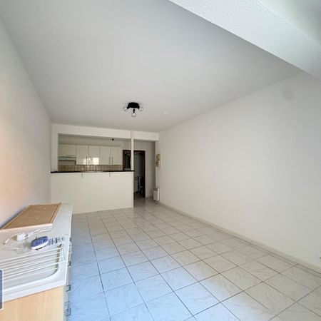 Location Appartement 1 pièce 27m² AGEN 47000 - Photo 3