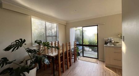 137A Tuhikaramea Road, Dinsdale - Photo 3