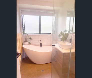 Spacious Family Home in the Heart of Jamberoo - Photo 6