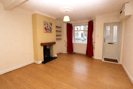 3 bedroom terraced house to rent - Photo 3