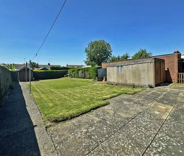 2 bedroom detached bungalow to rent - Photo 5