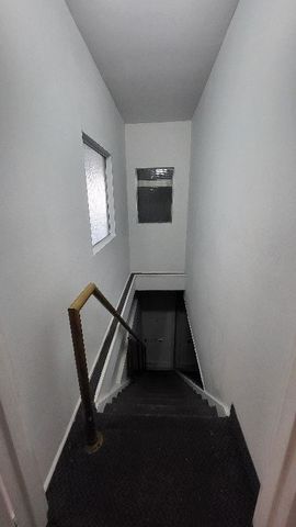 For Lease - 2637 Eglinton Avenue, Toronto, Ontario - Photo 3