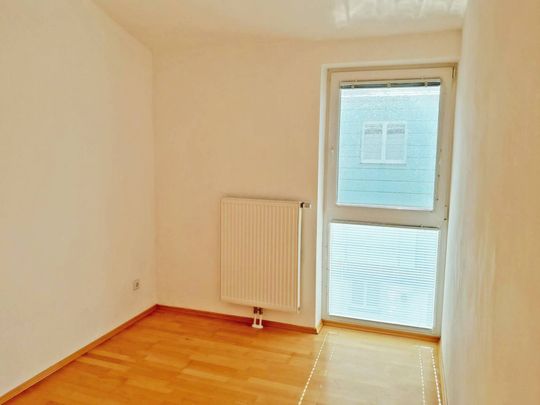 Maisonettewohnung mit 4 Zimmern und Freifläche - Foto 1