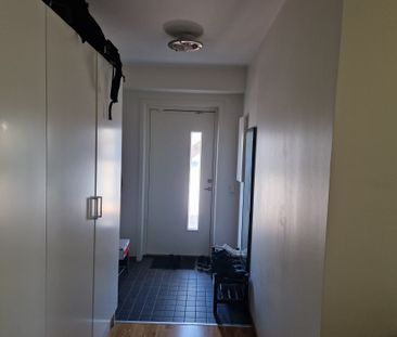 Heklagatan, Kista - Photo 4