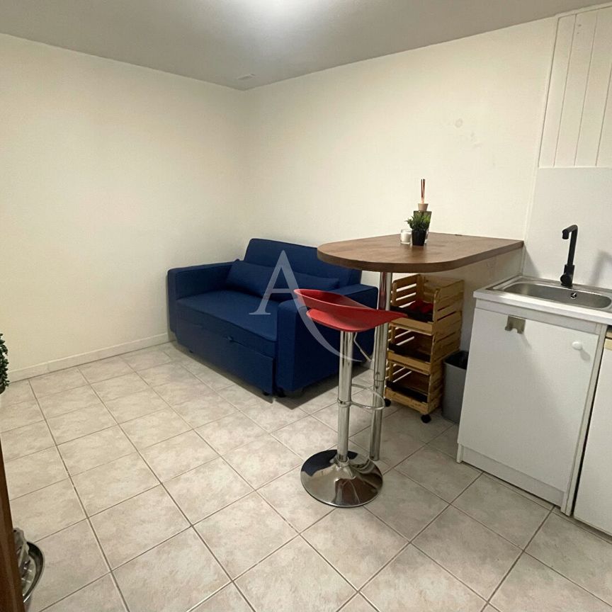 Location Appartement 1 pièce 11m² ANGERS 49000 - Photo 1