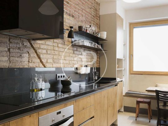 Apartment for rent in El Born - Photo 1