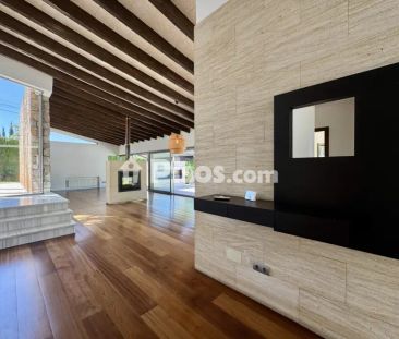 Chalet unifamiliar en alquiler en Carrer de l'Alzina - Photo 3
