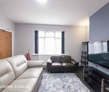 10 Glen Avenue - Photo 4