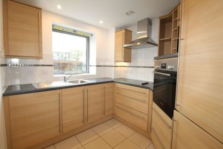 The Brow, Corbett Court The Brow, RH15 - Photo 4