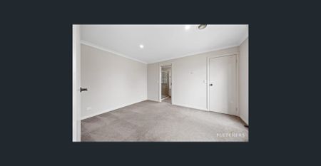 202 Learmonth Rd, Wendouree, Vic 3355 - Photo 3