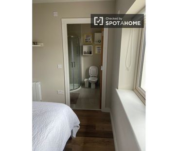 Room for rent in 3-bedroom house in Donabate.Single Occupan - Photo 1