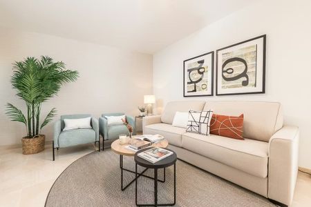 Calle Granada, Málaga, Andalusia 29015 - Photo 4