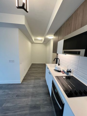 For Lease - 8888 YONGE Street Unit# 212, Richmond Hill, Ontario - Photo 3