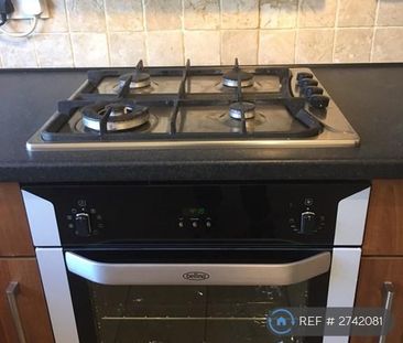 2 bedroom flat to rent - Photo 6