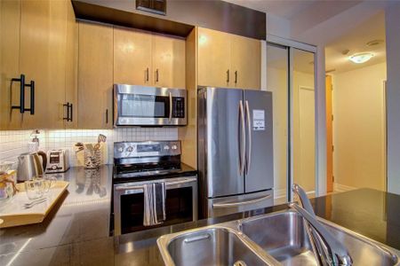 For Lease - 70 Alexander Street Unit# 401, Toronto, Ontario - Photo 2