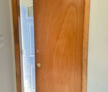 For Lease - 131 Paperbirch Crescent, London North, Ontario - Photo 6