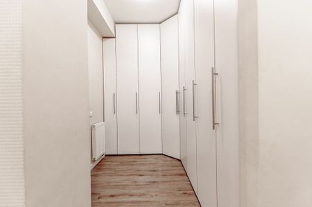 Apartament cu 2 camere și loc de parcare la ARED Uta Com... - Fotografie 2