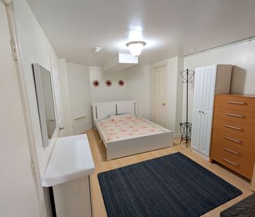 For Lease - 14 Thornway Avenue, Vaughan, Ontario - Photo 4