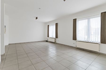 Gezellig 2-slpk appartement met terras in hartje Lille - Photo 3