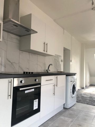 Room in a Shared House, Campden Crescent, HA0 - Photo 4