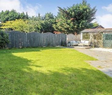 St. Georges Crescent, Slough, SL1 - Photo 4