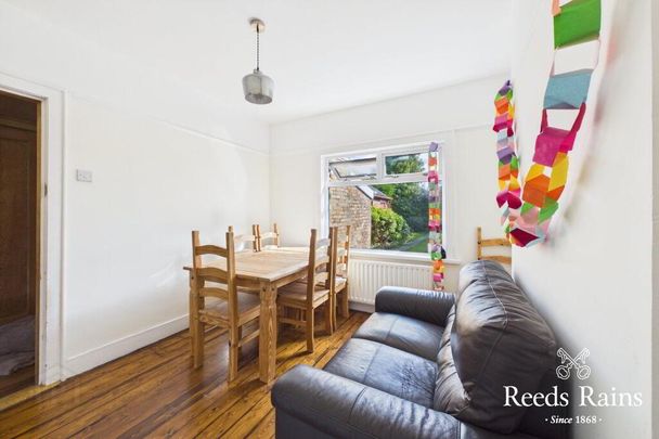 14 Mount Merrion Park, Belfast, BT6 0GB - Photo 1
