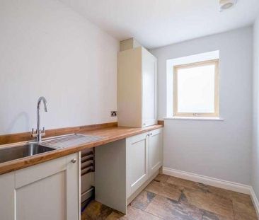 Holt Head Road, Blackmoorfoot, Huddersfield, HD7 - Photo 5