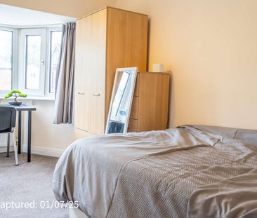 Abbotsford Road Room 1 - Photo 5