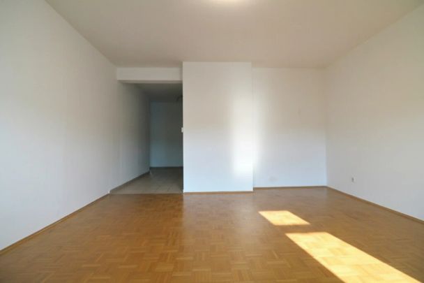 Stadtrandlage mit Grünblick,günstige 3ZI mit Parkplatz, AllgGarten - Photo 1