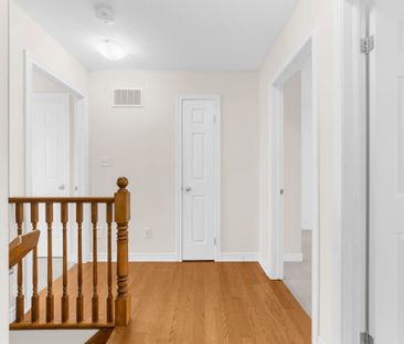 For Lease - 54 Medici Lane, Hamilton, Ontario - Photo 4