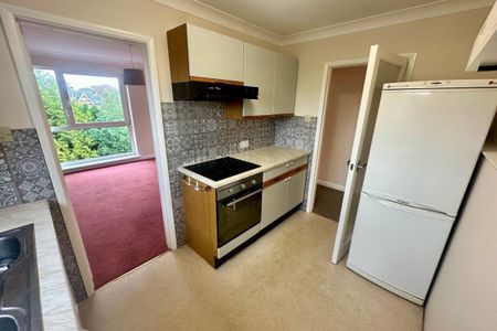 Wimborne Road, BOURNEMOUTH - Photo 2