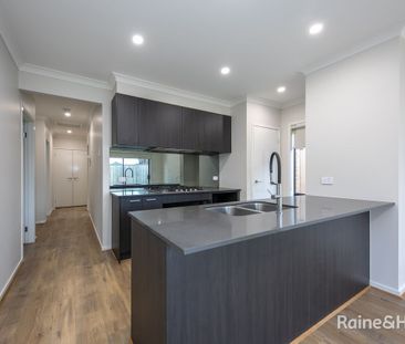 Well Presented Family Home! - Photo 4