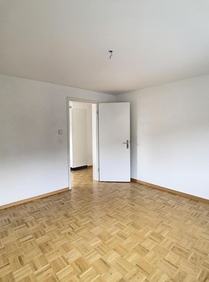 Lumineux appartement de 4.5 pièces au 4ème étage, avec jolie vue - Photo 1