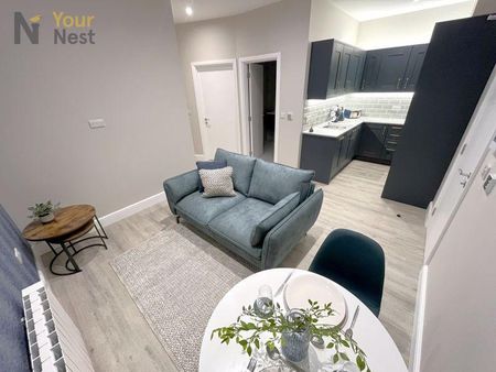 Studio to rent - Photo 2