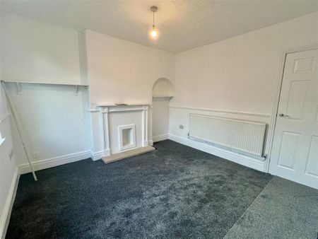 2 bedroom terraced house to rent - Photo 2