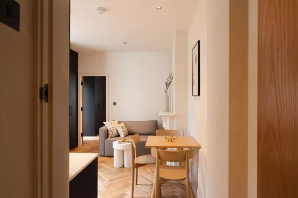 Standard Studio - Photo 1