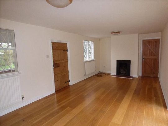 4 bedroom detached house to rent - Photo 1