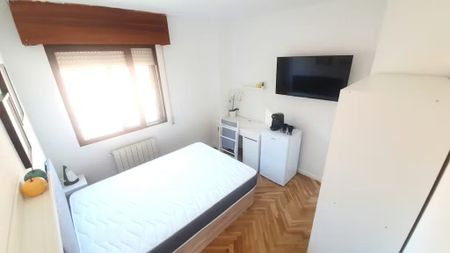 Calle Herencia, Madrid, Community of Madrid 28037 - Photo 4