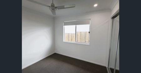 Spacious 4-Bedroom, 2-Bathroom House - Photo 5