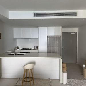 1 Bedroom Fully Furnished Apartment - Photo 2