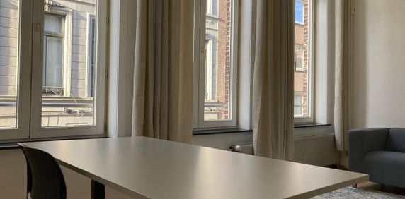 Lichtrijke bemeubelde studio (vanaf - Photo 2