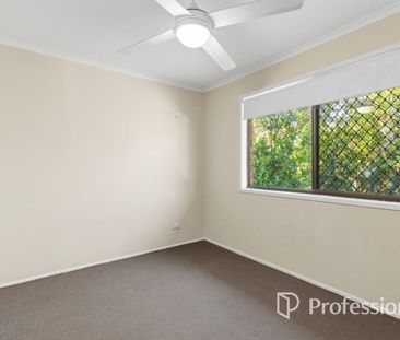 Family Home with a NEW Kitchen & NEW Bathroom! - Photo 4