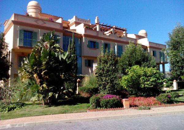 Ref. 35248 Exclusivo apartamento